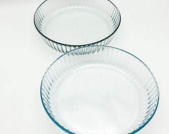 Clear Glass Pie dishes, Marinex Bakeware 26 cm x 6 cm, Fluted Deep Baking Dish's , Blue tint ice blue Scalloped edges.  Made in Brazil.