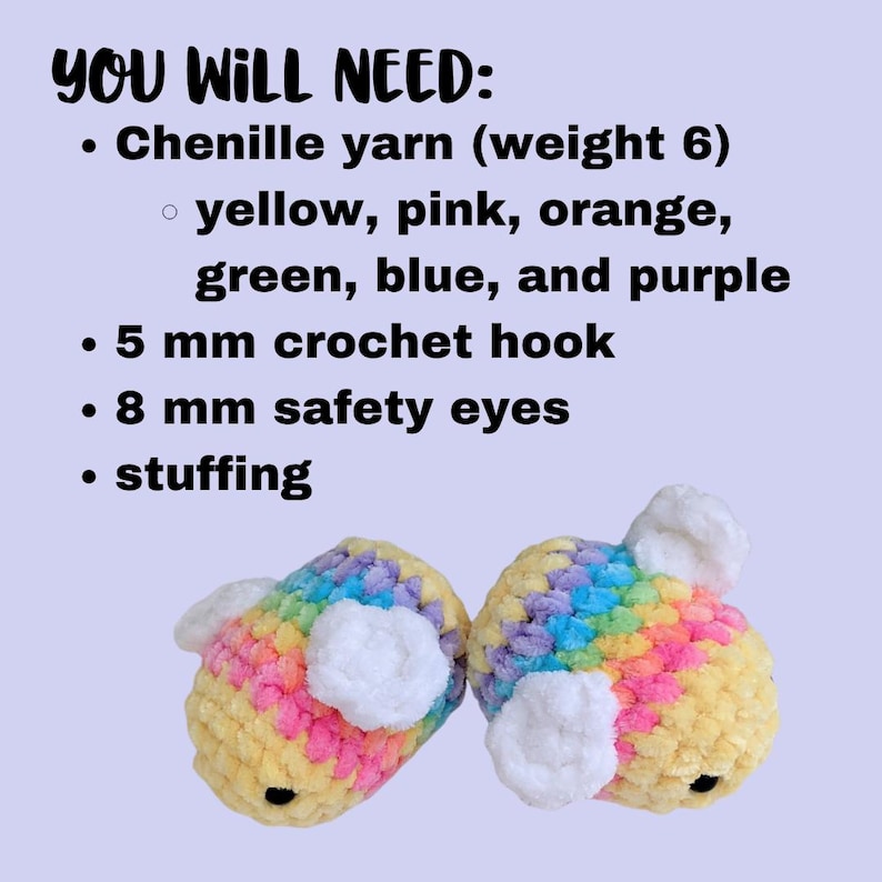 Puede incluir: Dos peque&ntilde;os juguetes con forma de abeja, tejidos a ganchillo con hilo amarillo, rosa, naranja, verde, azul y morado. La imagen incluye el texto "YOU WILL NEED: Chenille yarn, 5 mm crochet hook, 8 mm safety eyes, stuffing."