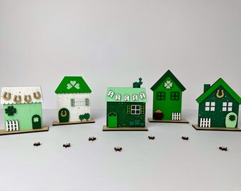 St. Patrick's Day Standing Houses/ Shelf Sitter/Tier Tray Decor/ Farmhouse Tiered Tray St. Patrick's Day/ Spring Tiered Tray/ Irish Signs