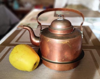Tetera vintage de metal de cobre, tetera antigua de metal, estilo clásico