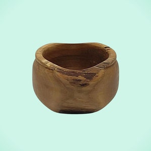 Cuenco decorativo rústico de borde vivo hecho de madera de peral