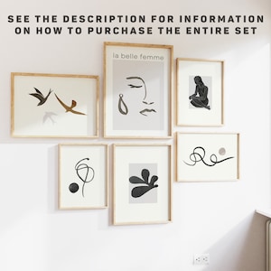 Op de afbeelding: Een verzameling van zes ingelijste kunstdrukken met minimalistische ontwerpen. De prints tonen abstracte vormen, lijntekeningen en een silhouet van een vrouw. De tekst "la belle femme" is zichtbaar op &eacute;&eacute;n print. De tekst "SEE THE DESCRIPTION FOR INFORMATION ON HOW TO PURCHASE THE ENTIRE SET" is ook zichtbaar.