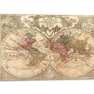Canvas Print met Houten Lijst Wereldkaart - bedrukt met geschilderd effect textuur