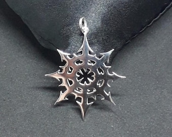 Chaos Star 8 flèches pointues Amulette Charme Médaillon Étain Collier Pendentif Chaos Star 8 flèches pointues Amulette Charme Médaillon Étain Collier Pendentif