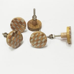 Handcrafted Wood & Resin Knob (Set of 6)
