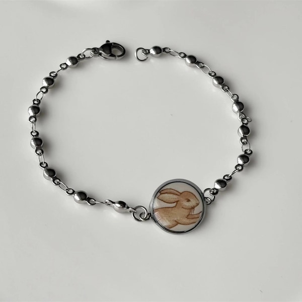 Bracelet réglable à breloques lapin | Lapins | Bijoux cassés faits main en porcelaine