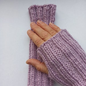 Roze polswarmers! Manchetten, polswarmers, handwarmers, wollen handwarmers, wintergebreide dameshandschoenen, armwarmers, duimgat, yogawarmers