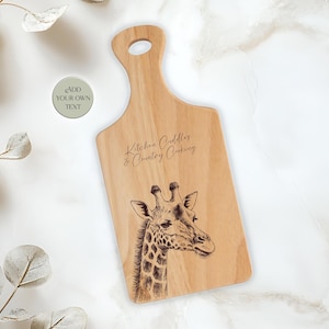 Wooden Giraffe Chopping Board – Engraved Kitchen Gift – Rustic Kitchenware – Housewarming – Worktop saver