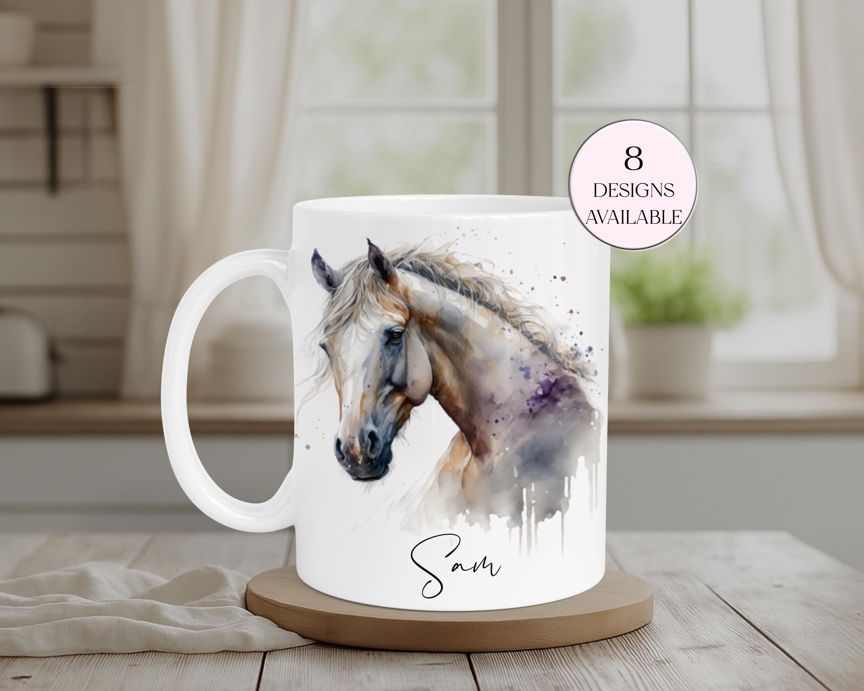 パーソナライズされた水彩画の白い馬のマグカップとコースターセット