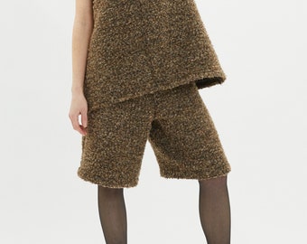 GRISHA Mid Waited Bermuda Shorts in Brown 100% Wool Boucle Wide Bermuda Extra Warm Soft Boucle Fine Cut Stylish Women Winter Bermuda Shorts