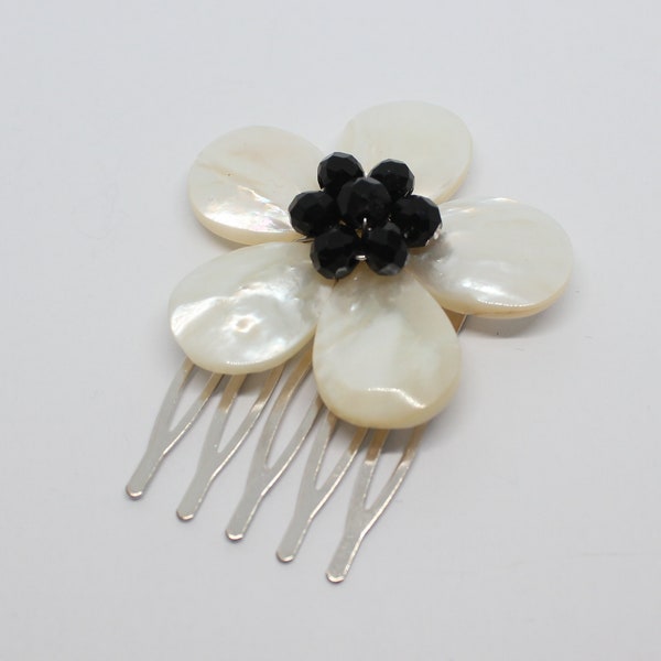 Shell Flower Hair Comb, Mother of Pearl Decorative Hair Comb, Flower Hair Comb, Gift for Her, Bridal Comb, Prom Comb