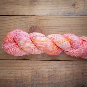 Sock yarn - Superwash Bluefaced Leicester (BFL)/Nylon High Twist 4ply hand dyed yarn - sock weight - Ready to Ship