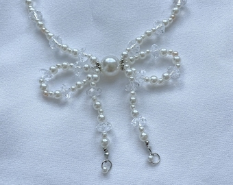 Pearl Beaded Bow Necklace, Cottagecore White Choker, Beige Crystal Pastel Aesthetic, Tie Necklace, Minimalist Chic Cute Y2k, Bow Charm