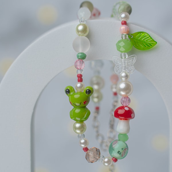 Cute Frog Beaded Necklace, Fairycore Cottagecore Y2k Aesthetic, Mushroom Leaves Butterfly Pearl Beads, Green Red Kidcore Fun Funky Necklace