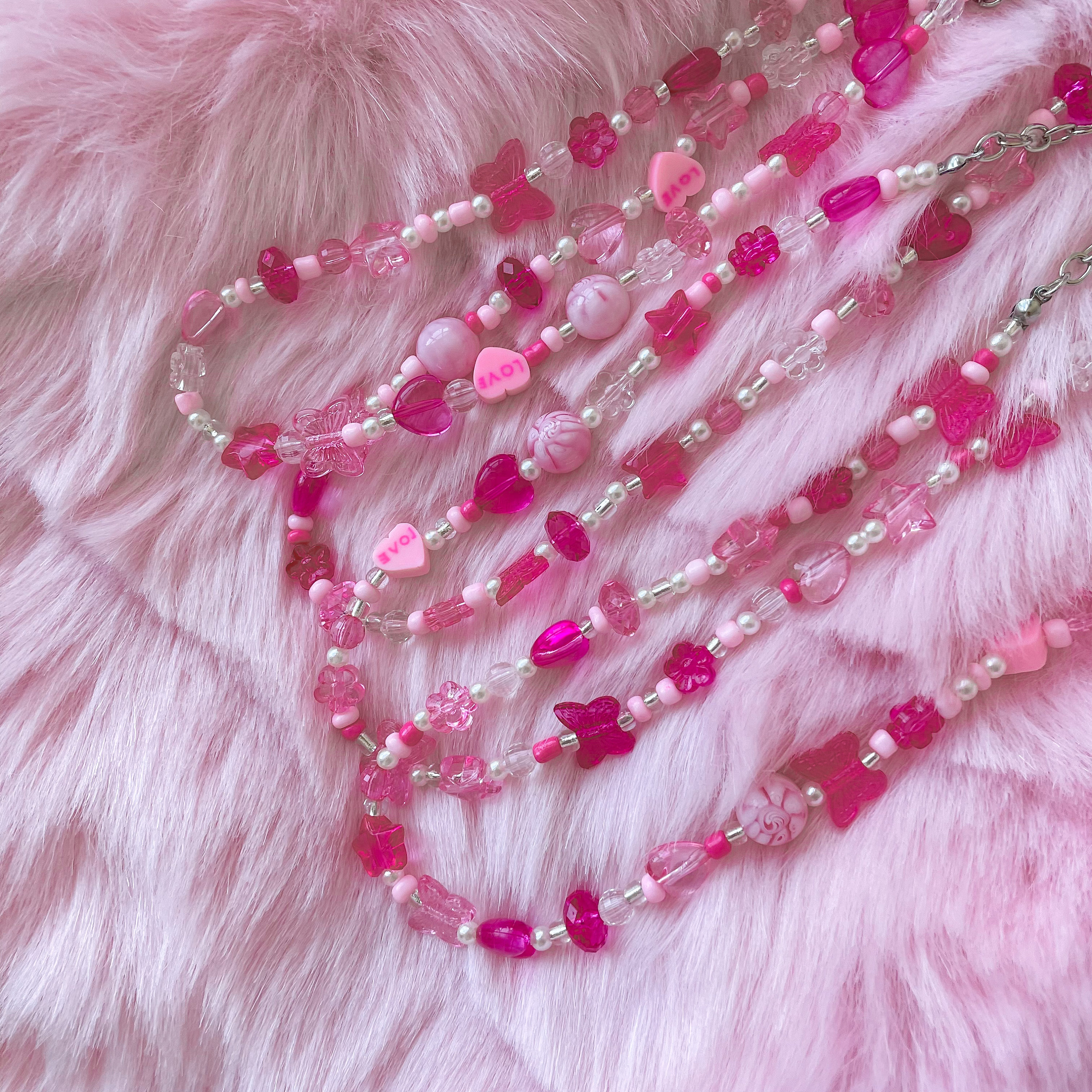 ブレスレット LESS IS MORE baby pink bead necklace Long Beaded Necklace - Light Pink