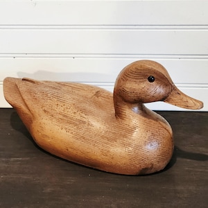 Vintage Red Mill MFG Duck Figurine Pecan Shell Resin Handcrafted in USA ~ Duck Decoy ~ Mallard Duck, Farmhouse Cabin Decor Lake House Decor