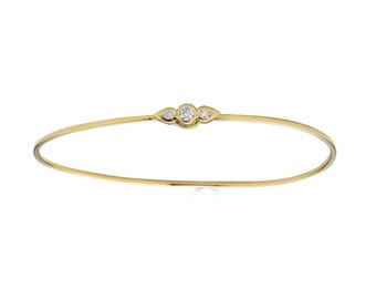 18k Yellow Gold 3 Diamond Bangle Bracelet