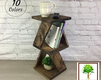 Mesa auxiliar minimalista con estante de madera natural, mesita de noche triangular con extremo de cama, mesa decorativa, soporte para plantas, muebles prácticos, regalo para el día de la madre