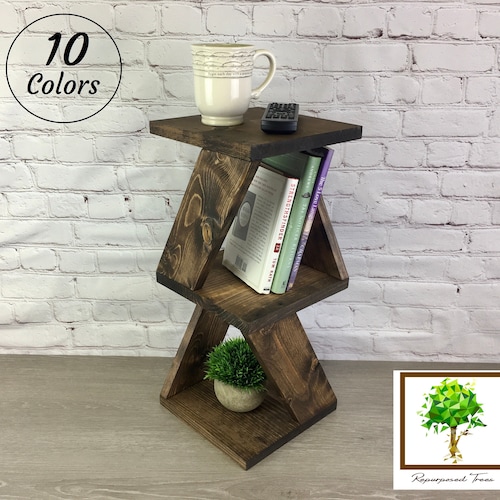 Table d'appoint triangulaire minimaliste : table d'appoint en bois naturel