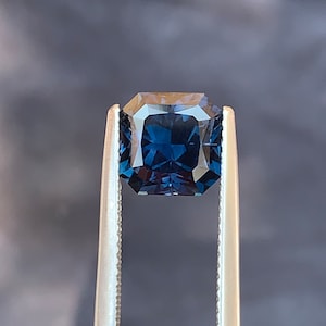 3.67ct Pink/Blue Sapphire, RARE to ORIGIN, Unheated, Australia Natural Gemstone