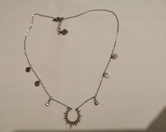 Collier ras de cou