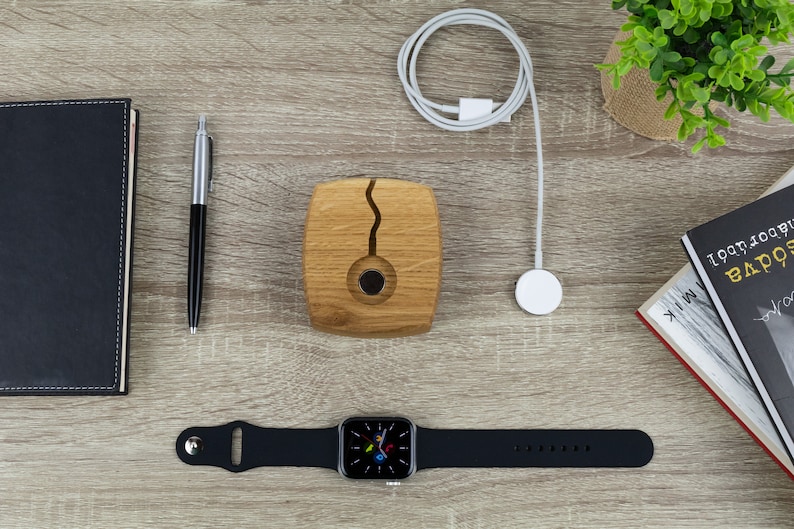StemBear Apple Watch Charging Station - Thumbnail 4