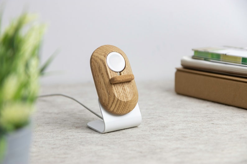StemBear Apple Watch Charging Stand - Thumbnail 4