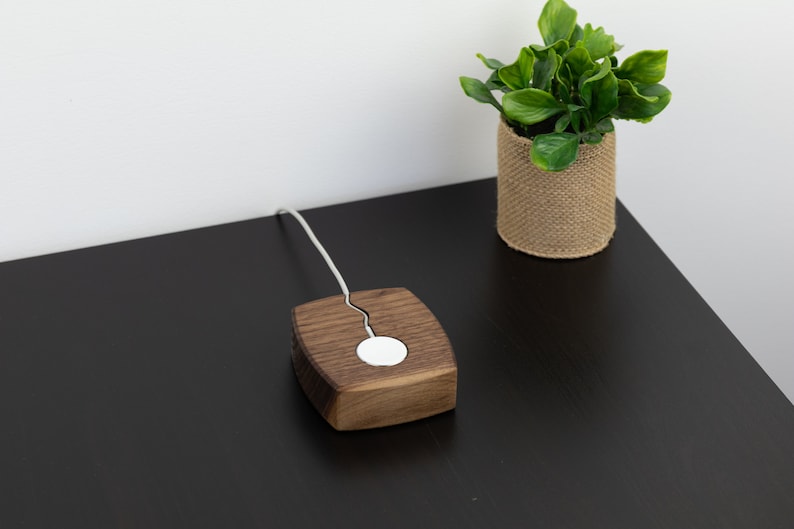StemBear Apple Watch Charging Station - Thumbnail 5
