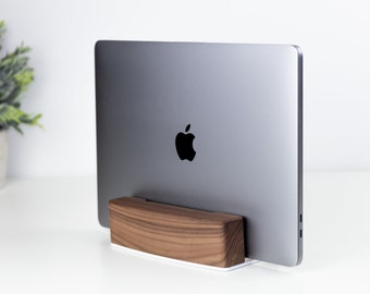 Soporte vertical de madera maciza para portátil: Soporte ajustable para MacBook
