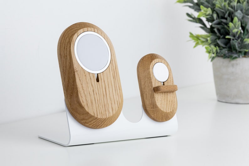StemBear MagSafe Apple Watch Charging Stand - Thumbnail 3