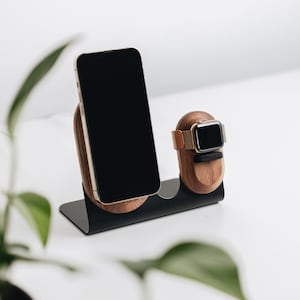 Gather MagSafe Phone Stand (White/Maple)