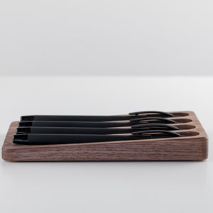 Unique pentray for 2 or 4 pens, pen display and pen rest made of premium solid wood