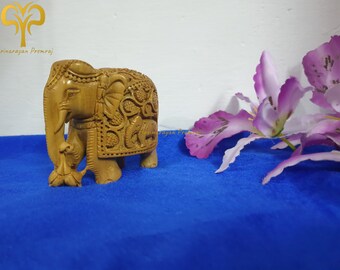 サンダルウッド象-2.5インチ/彫刻象/サンダルウッド小さな象の細かい
