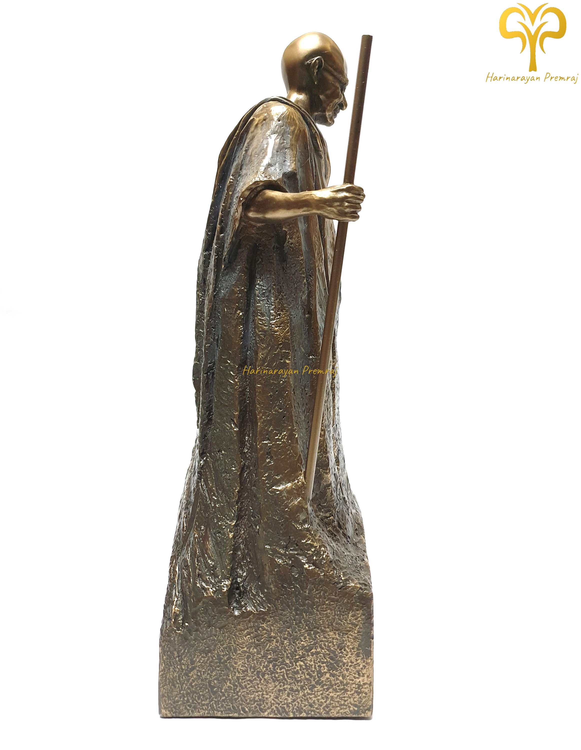 マハトマ・ガンジー像 • 11.4インチ • 接着ブロンズ像 • モハンダス