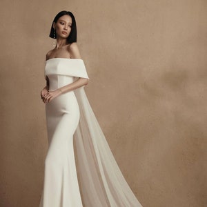 Minimalist Satin Mermaid Wedding Dress with Tiul