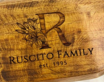 Personalized Family Dough Bowl: Engraved Wooden Gift with Scripture Cards
