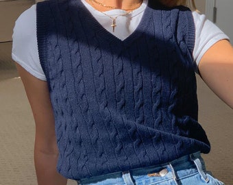 sweater vest outfit ideas