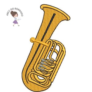 Könnte beinhalten: Eine goldfarbene Tuba mit einem glockenförmigen Mundstück und einem langen, zylindrischen Korpus. Die Tuba hat eine Reihe von Ventilen an der Seite und einen gebogenen, ausgestellten Schalltrichter.