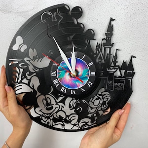 Reloj de pared para habitación de niña / Decoración con discos de vinilo / Decoración de habitación de cuento de hadas / Reloj de pared moderno / Inspirado en películas / Decoración de películas para niños / Reloj de vinilo