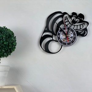 Baby Junge Kinderzimmer Deko - Mad Cat Vinyl Schallplattenuhr - Wunderland Raumdeko - Kreatur Kinder Wanduhr