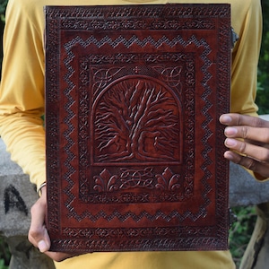 Großes Lebensbaum Lederbuch: Handgefertigtes Schreibbuch, Zauberbuch