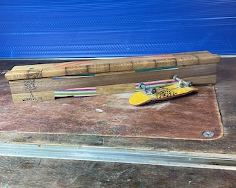 Fingerboard Figure. Grind box