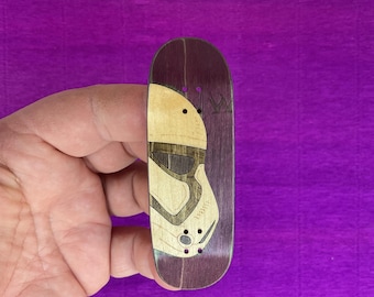 Workers_fb 32 mm Board Split Engraving
