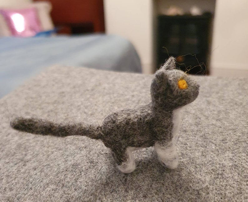 handmade to order brooches keyrings or just because. Needle felt Your cat in miniature