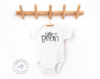 Body petit haricot | Combi-short hipster, Body bébé mignon, Vêtements bébé rigolos, Cadeau baby shower