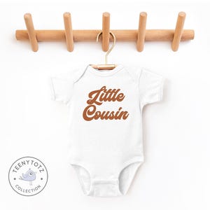 Little Cousin Retro Baby Bodysuit, Vintage Baby Onesie, Cousin Announcement Outfit, Boho Baby Shower Gift, Gender Neutral Baby Clothes