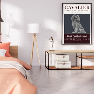 Arte de parede Ruby Cavalier King Charles Spaniel, pôster para imprimir, decoração elegante para cães de pequeno porte, presente para fãs de King Charles Spaniel