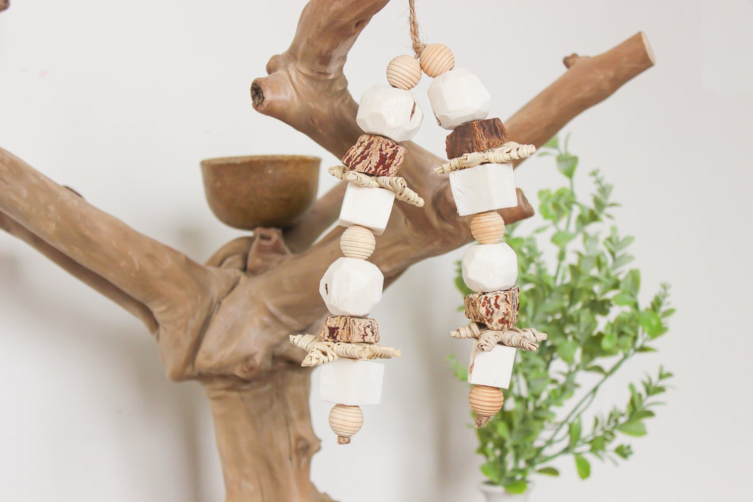 Little Dainty Sola Bird Toy, Natural Toy, Cockatiel & Budgie Toy, Small