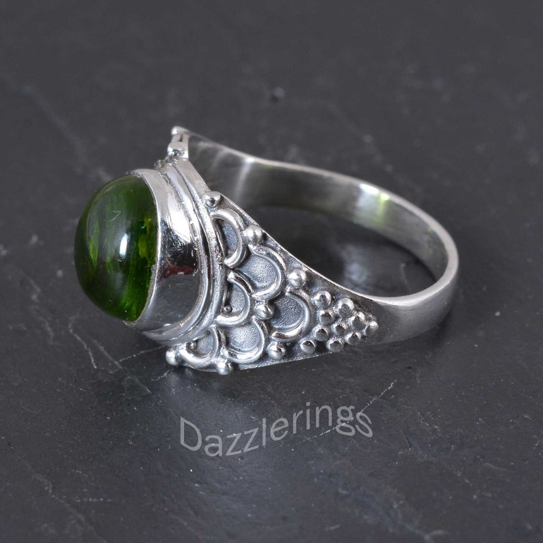 Men ring,Women ring,unique ring,anniversary ring,Worry ring,gift deco rings Peridot ring,Vintage rings,gemstone Silver ring,handmade rings