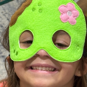 Child&#39;s Imaginative Mochi Felt Mask - Unique Pretend Play Costume Accessory